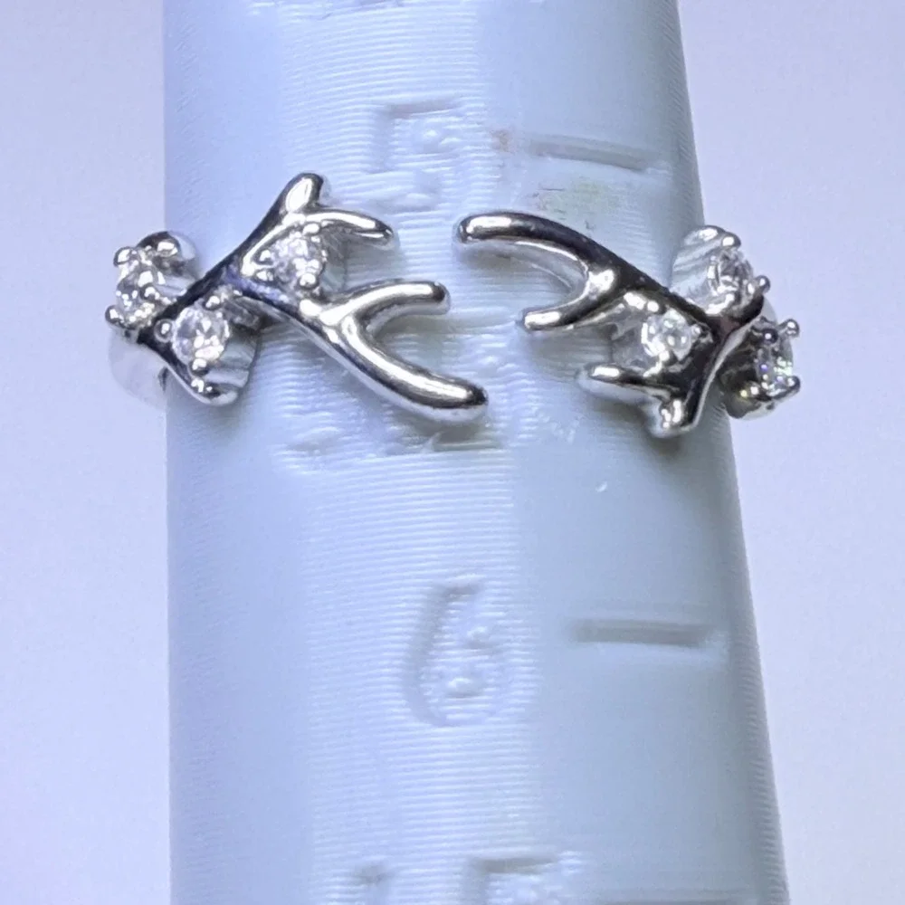 Fragrant Jewels Silver Tone Crystal Antler Bypass Ring Size 5.5 Nature Jewelry